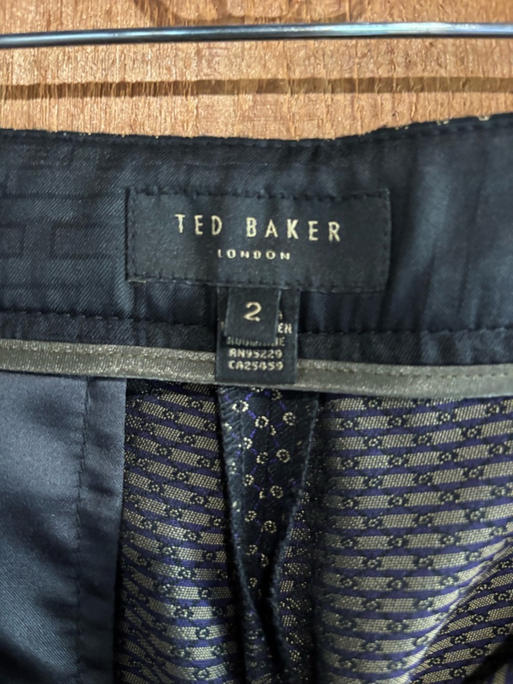 Ted Baker London Geometric Jacquard Ankle Pants Trousers Black Gold Size 2 US 6 - Picture 5 of 9